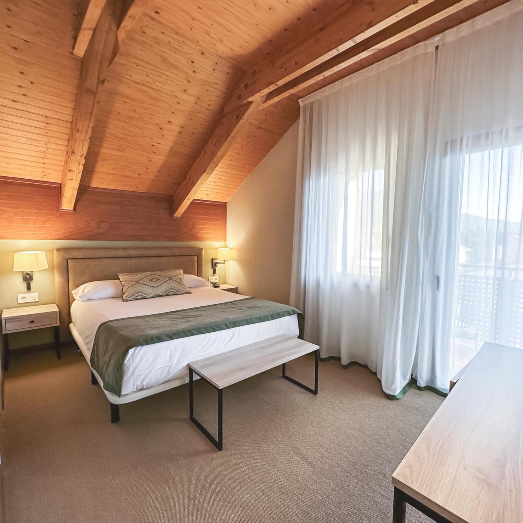Hotel & Spa Real Jaca Buitenkant foto