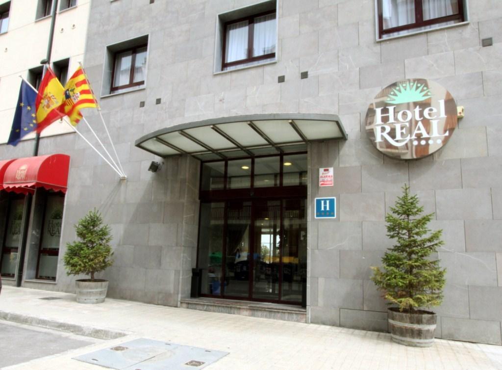 Hotel & Spa Real Jaca Buitenkant foto
