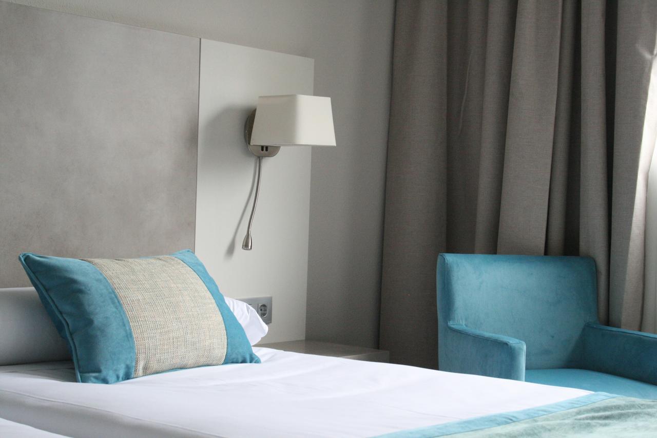 Hotel & Spa Real Jaca Buitenkant foto